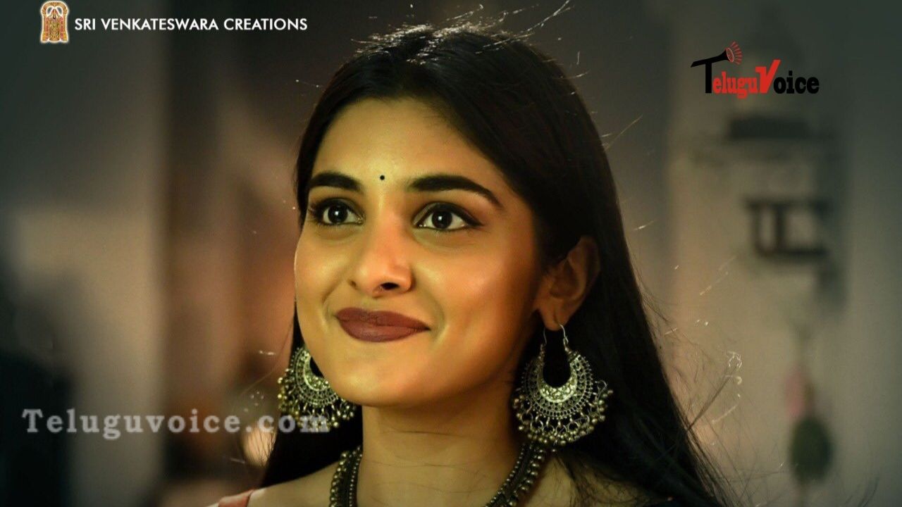 First Look Poster Of Nivetha Thomas From Vakeel Saab