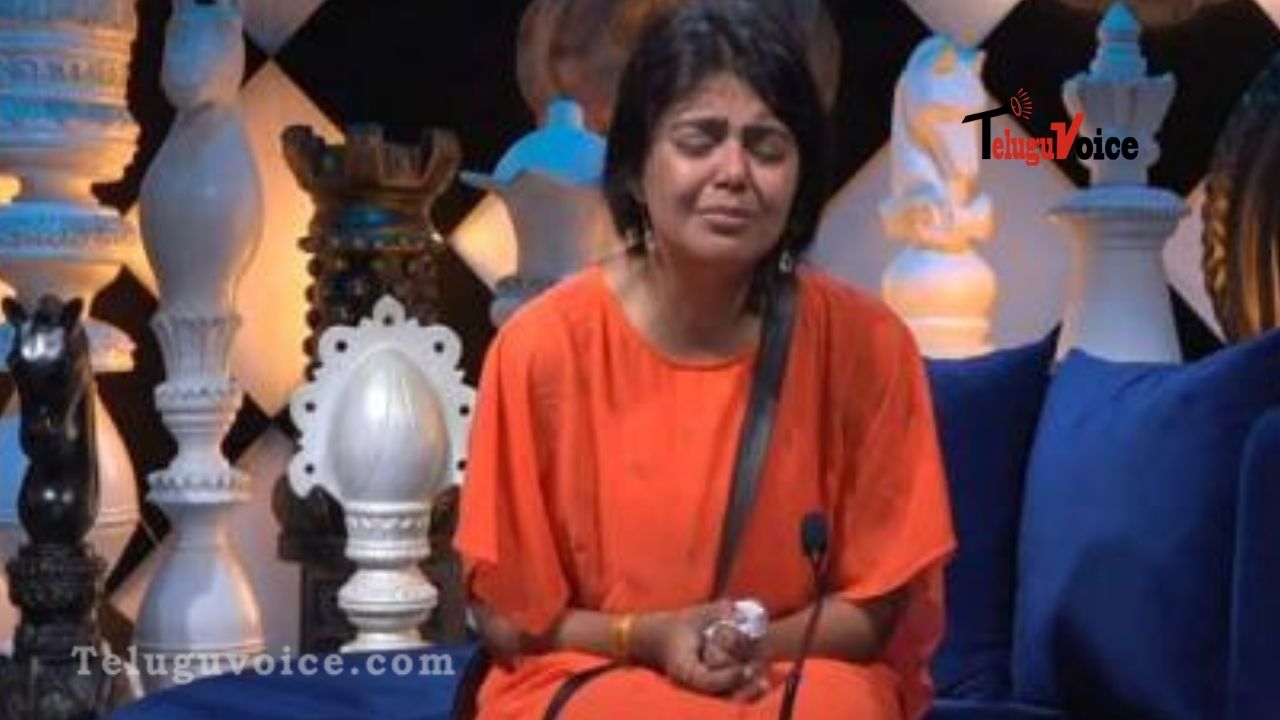 Netizens Requesting Makers Of Bigg Boss To Eliminate Monal