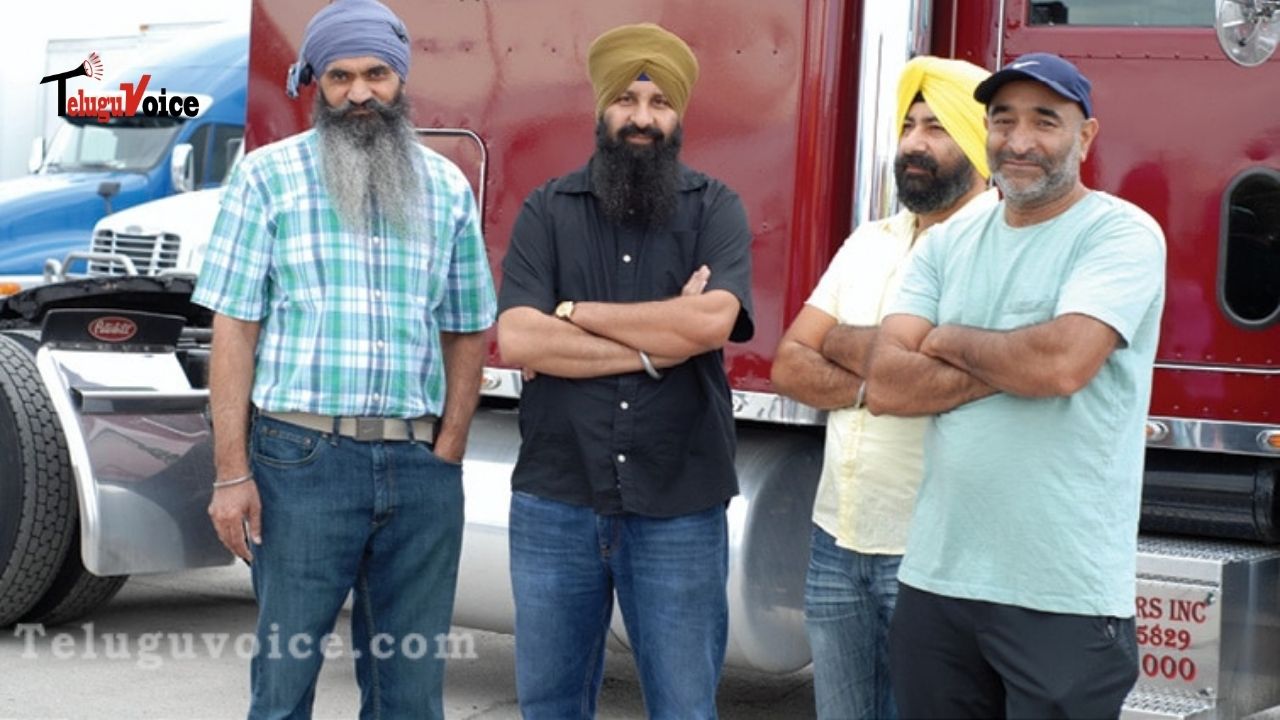 Thousands Of Sikh Truckers Participated In American Trucking Show. teluguvoice