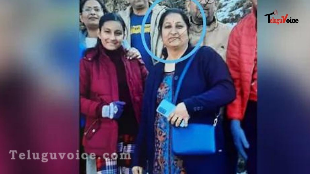 Migrant Kashmiri Pandit Female Shot Dead By Terrorists