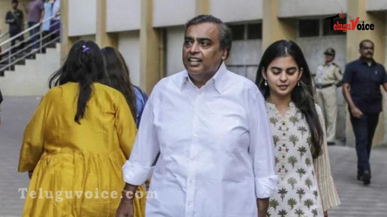 Significant Role For Mukesh Ambani's Daughter Isha  teluguvoice