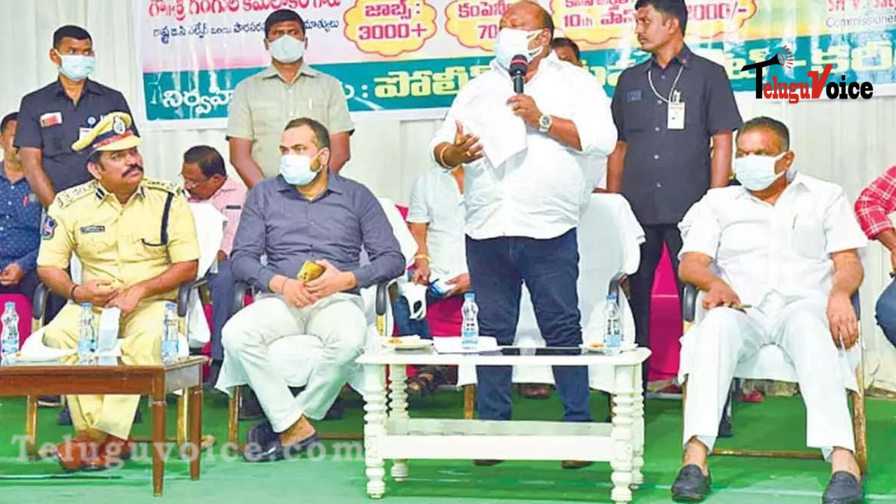 Mega Job Fair Offers Employment To 3,000 Youths teluguvoice