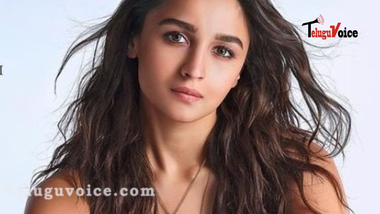 Bollywood actress wants to do ‘Oo Antava’ without replacing Sam teluguvoice