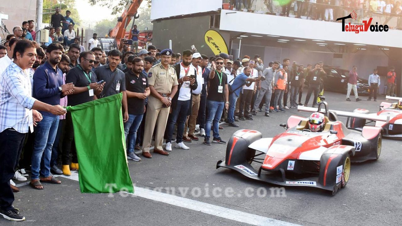 Hyderabad Witnesses First Taste Of Formula Cars teluguvoice