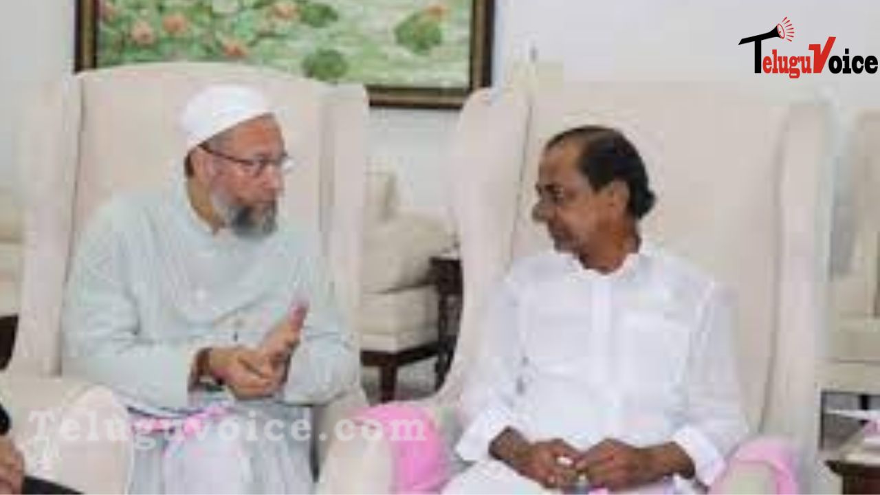 CM KCR meets Asaduddin Owaisi, says Uniform Civil Code against India's plurality. teluguvoice