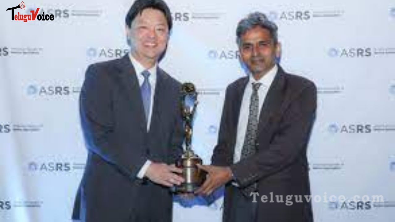 Hyderabad retina surgeon wins US award teluguvoice