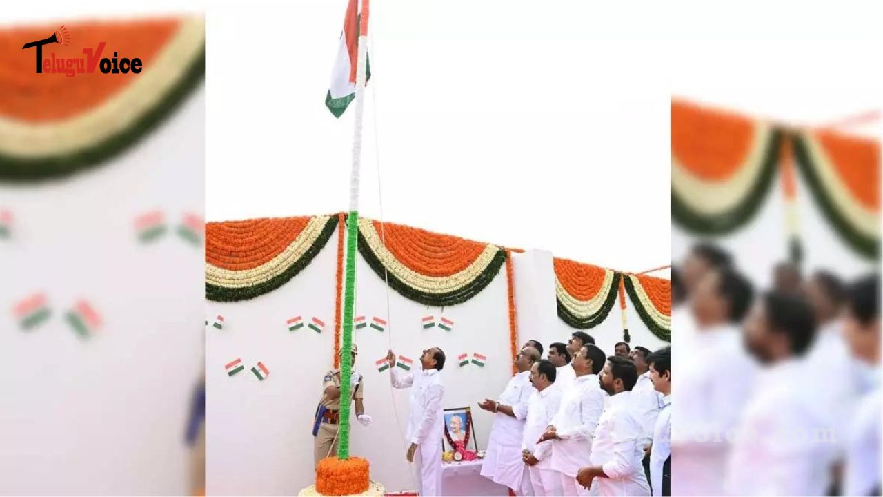 At Pragati Bhavan, KCR raises the flag teluguvoice