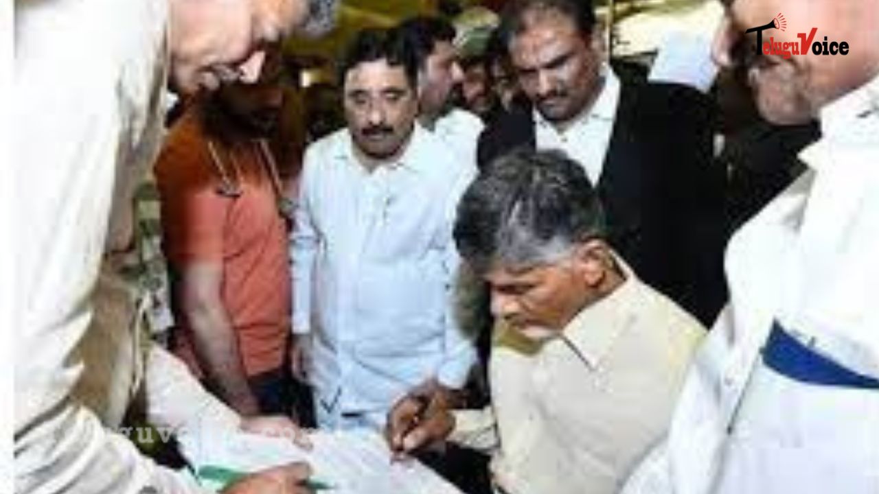 TDP leaders house imprisonment, Chandrababu Naidu detained. teluguvoice