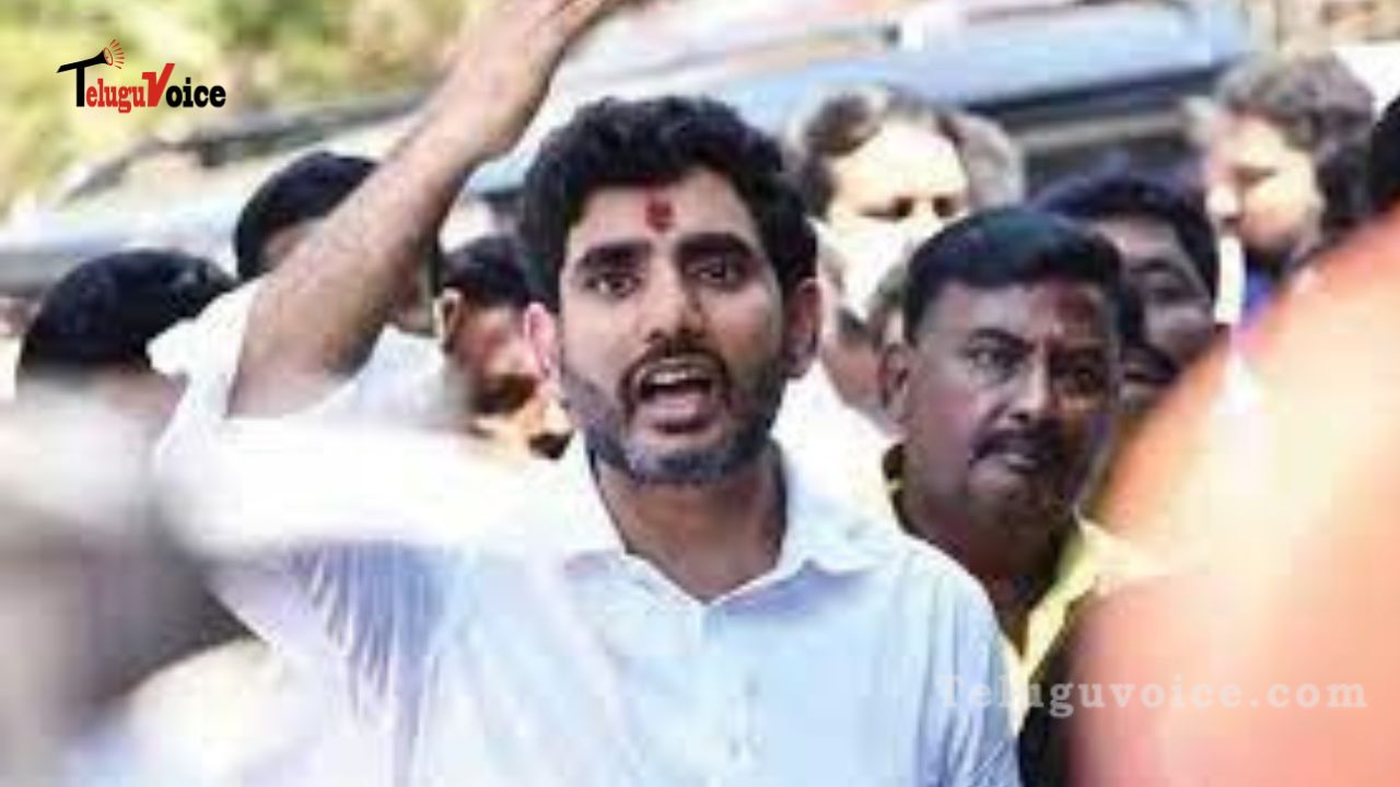  Arriving in Vijayawada, Nara Lokesh is expected to encounter Naidu in Rajahmundry detention. teluguvoice