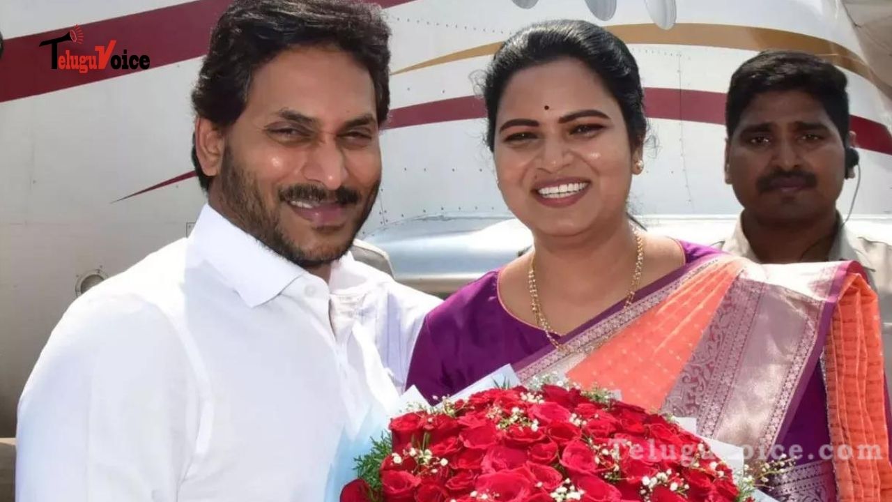 In Visakha, CM Jagan Reddy opened the Infosys Center. teluguvoice