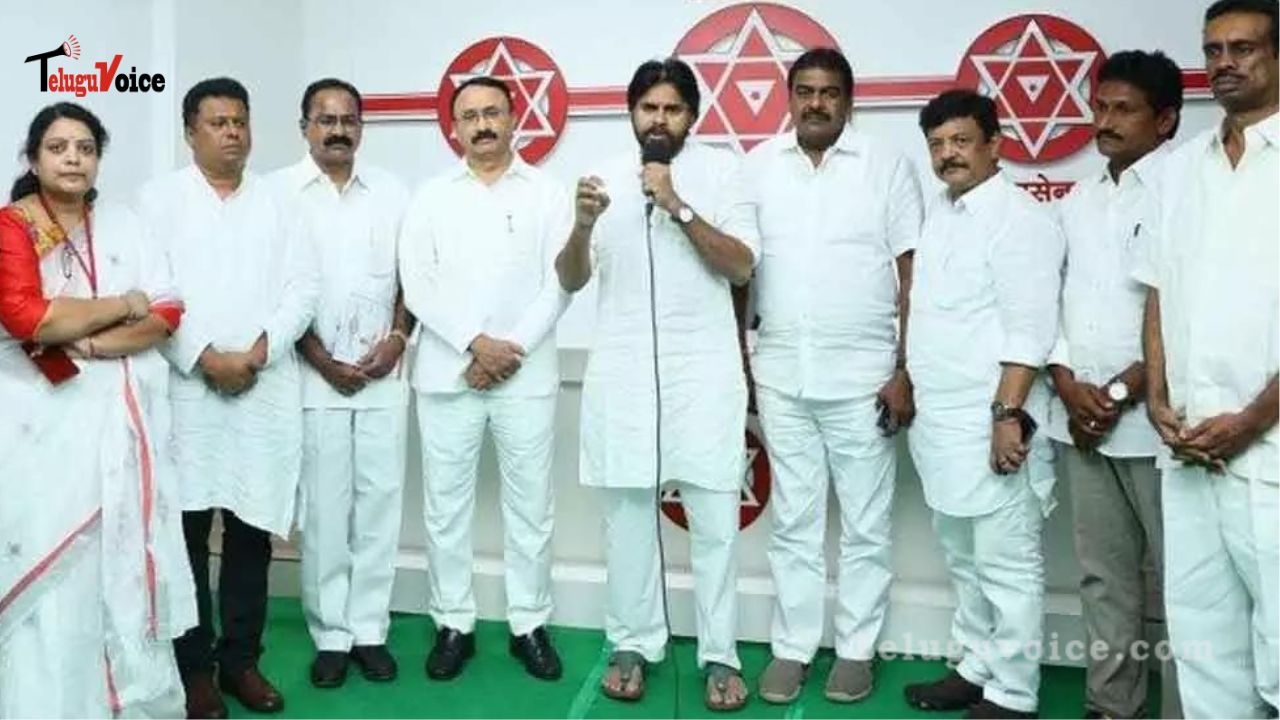 Leaders of the TDP Meet Pawan in Vizag teluguvoice