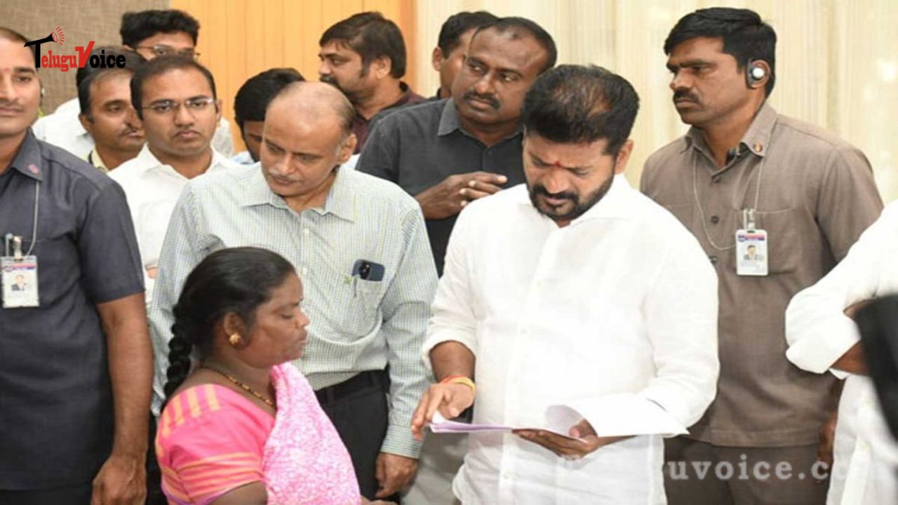 Have you ever imagined the CM directly receiving applications from the people? teluguvoice