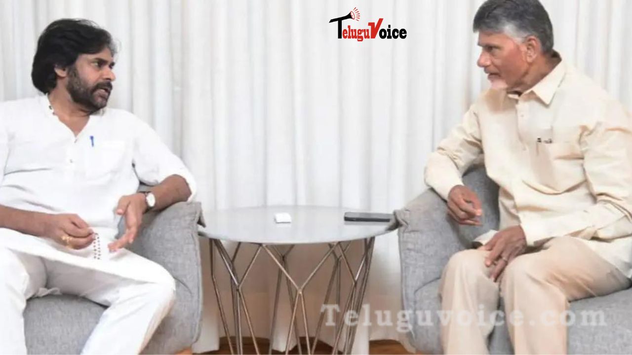  Opposition Leaders Chandrababu Naidu and Pawan Kalyan Celebrate Bhogi, Decry YSRCP's Policies teluguvoice