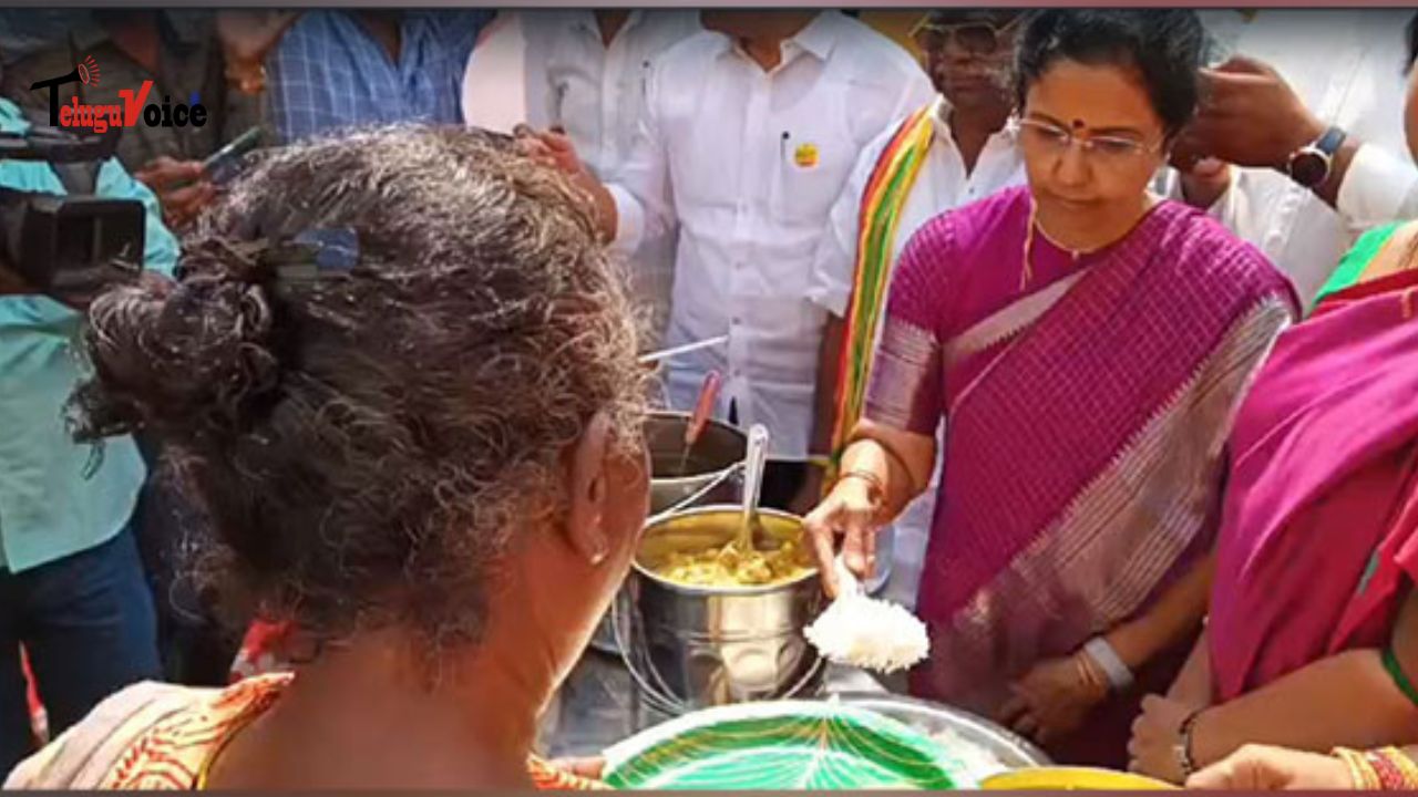 Mrs. Nara Bhuvaneshwari Inaugurates Anna Canteen Amidst 'Nijam Gelavali' Programme teluguvoice