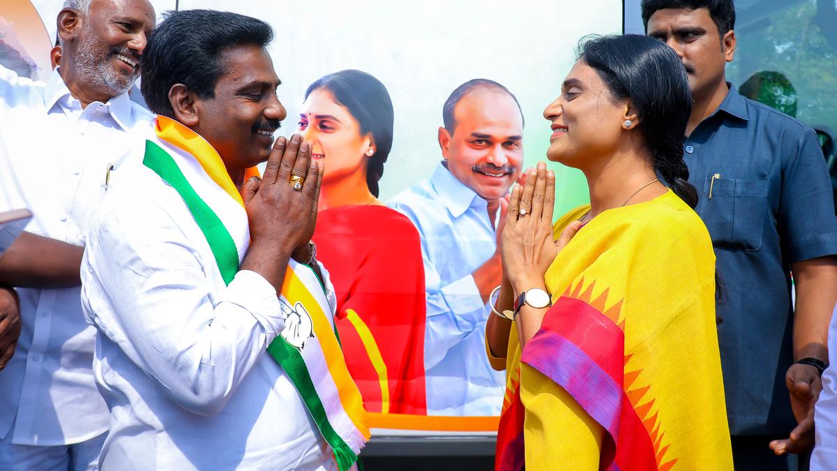 Political Shake-Up: YSRCP MLA MS Babu Joins Congress, Alters Dynamics in Puthalapattu teluguvoice