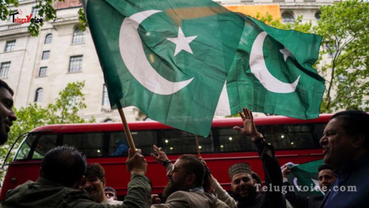 Loud Explosion in Lahore Sparks Panic Day After India’s Operation Sindoor teluguvoice