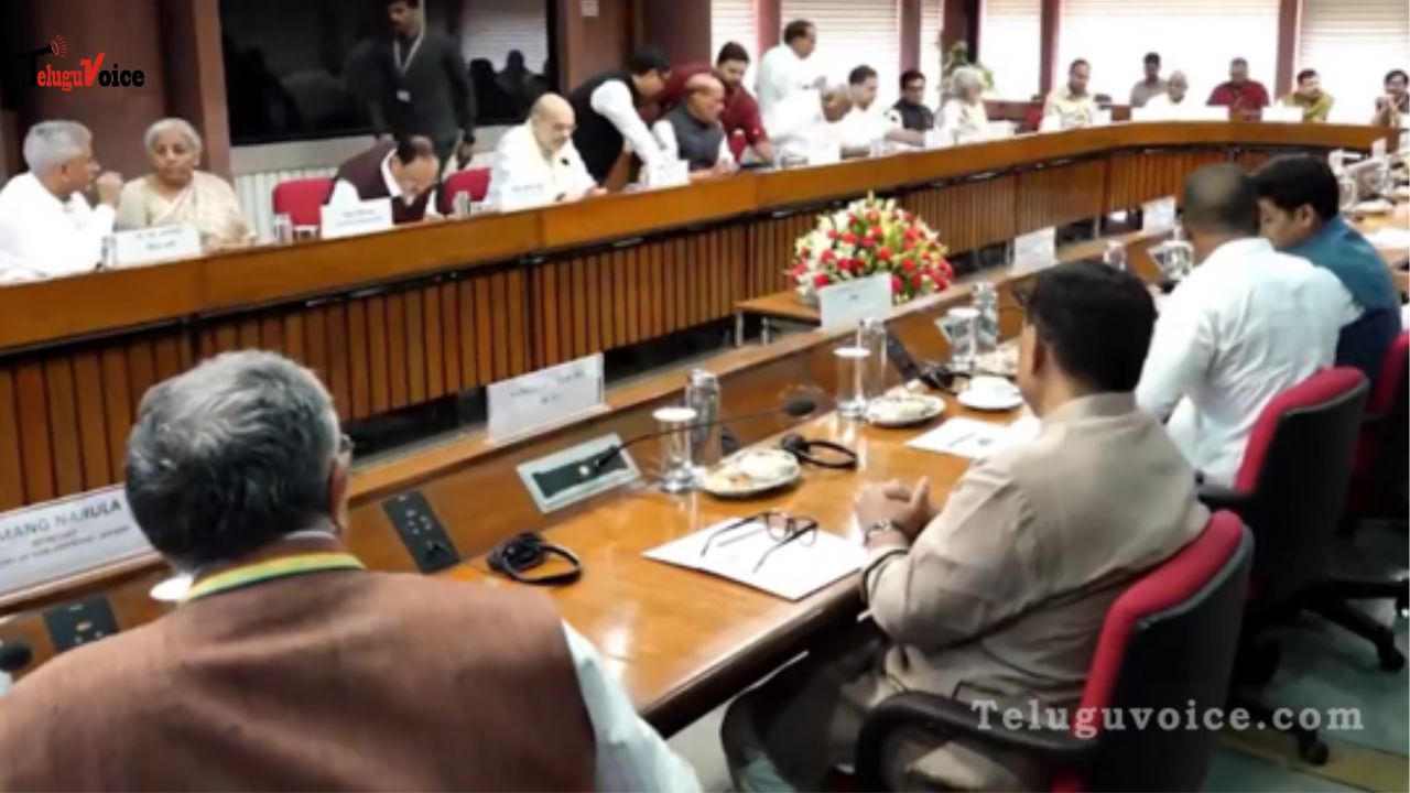 India-Pakistan Tensions Ease as PM Modi Chairs High-Level Meeting teluguvoice