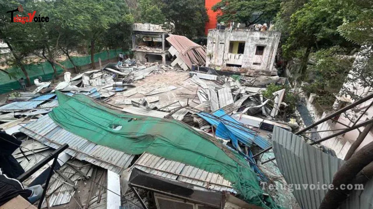 HYDRAA Clears Illegal Structures, Reclaims Rs 200 Cr Land in Hyderabad teluguvoice