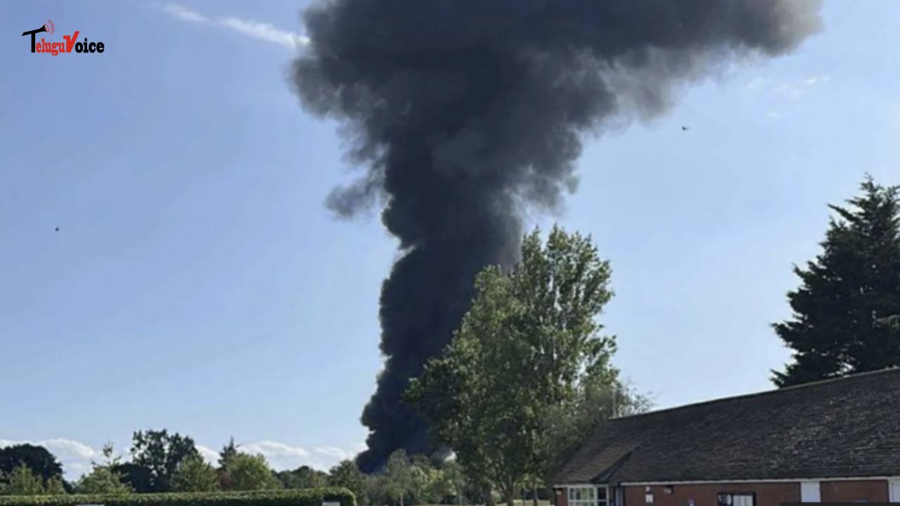 Plane Crashes Moments After Takeoff at Southend Airport teluguvoice