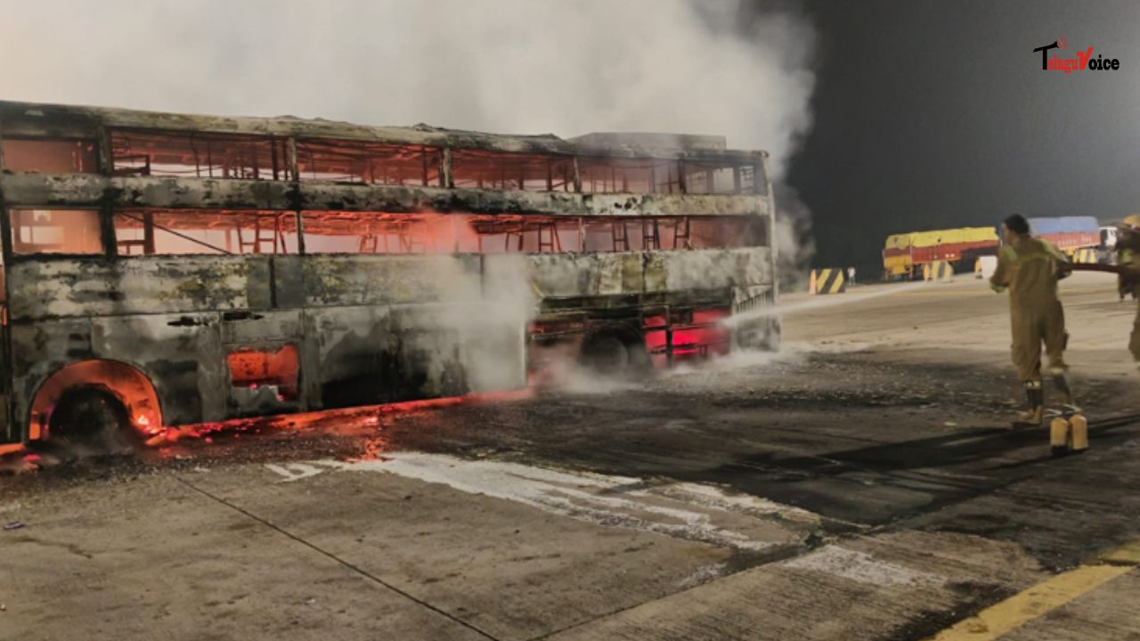 Heroic Bus Driver Saves 39 Lives as Delhi–Gonda Sleeper Bus Bursts into Flames Heroic Bus Driver Saves 39 Lives as Delhi–Gonda Sleeper Bus Bursts into Flames teluguvoice