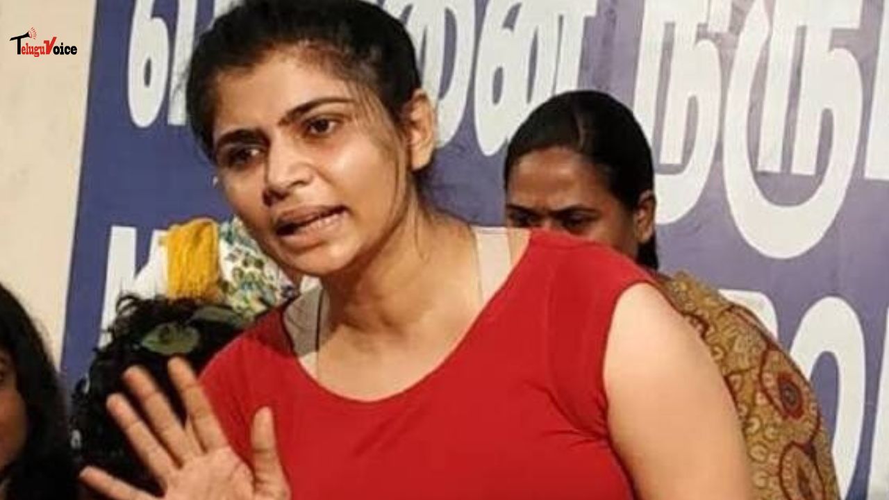 Chinmayi Sripada Slams Actor Sivaji Over Derogatory Remarks on Actresses Chinmayi Sripada Slams Actor Sivaji Over Derogatory Remarks on Actresses teluguvoice